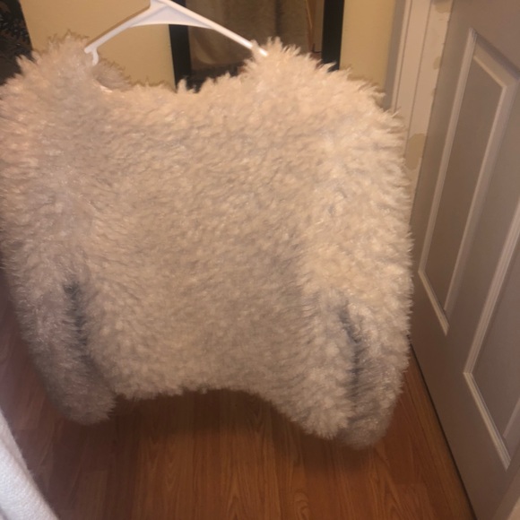 Faux fur jacket - Picture 2 of 2